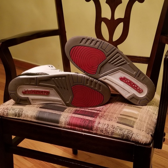 SOLD...... Jordan White Cement 3 size 12 - Picture 4 of 4